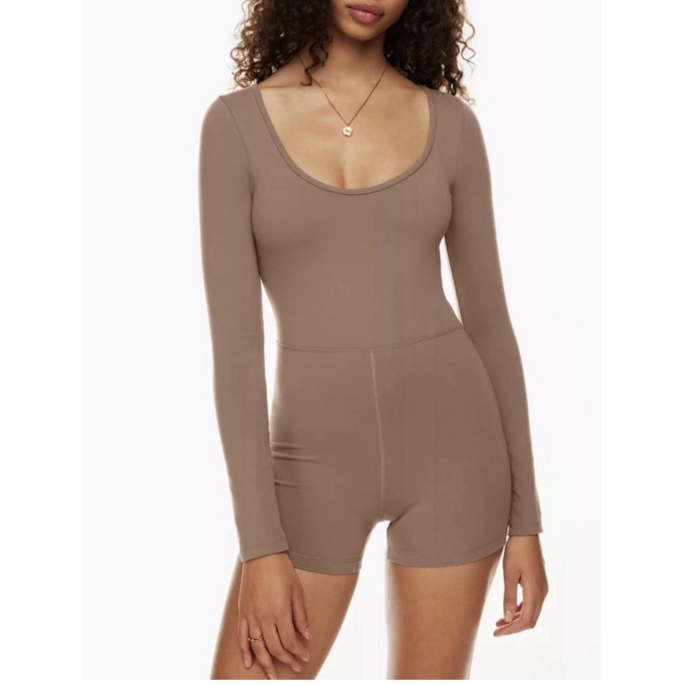Wilfred Free Women Bodysuit Size Medium Brown Crew Neck Long Sleeve Casual